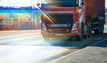 Aire Acondicionado Estacionario vs. para Vehículos: La Decisión Inteligente para Flotas Modernas