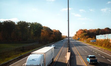 Why 12V Aluminum Tube Parking AC Systems Are Obsolete: A User-Centric Revolution