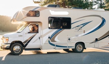 The Silent Revolution in Parking ac: How Dual-Rotor Compressors & R410A Are Redefining Truck/RV Cabin Comfort